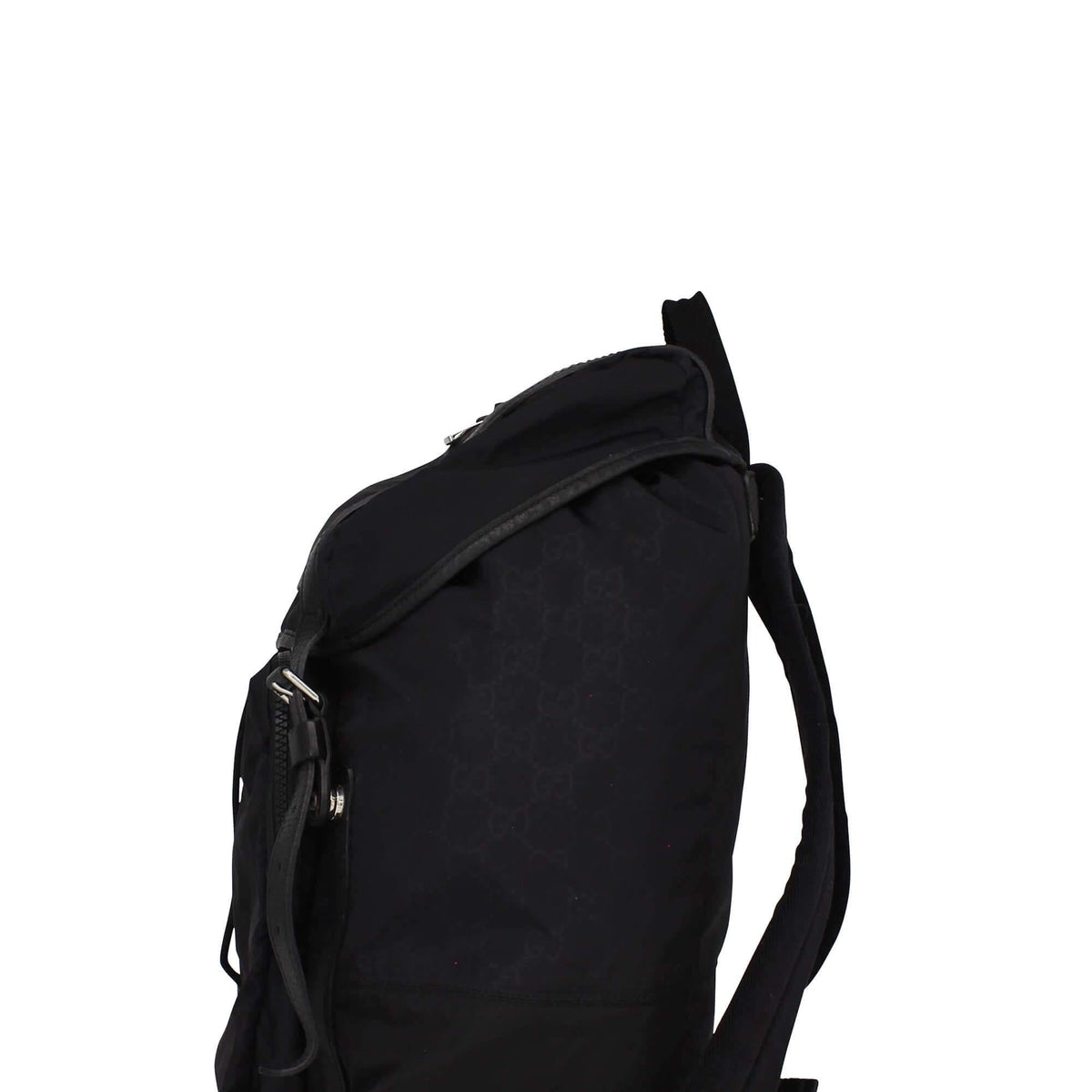 Close-up of GG bags hardware and fine stitching