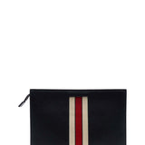 Close-up of Gucci bags hardware and fine stitching