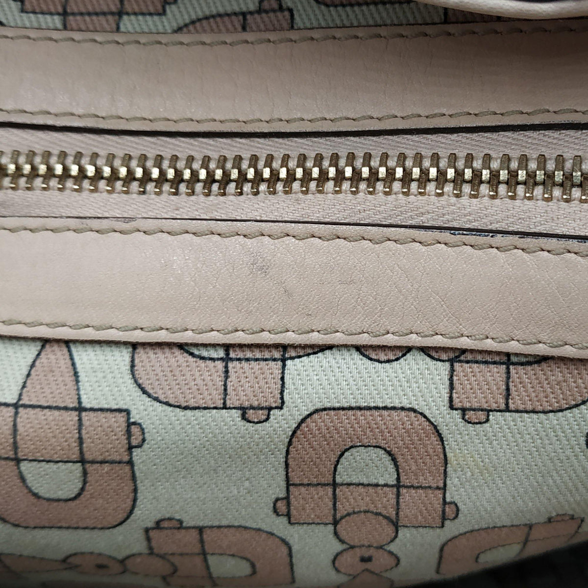 Gucci bags side profile designer luxury fashion