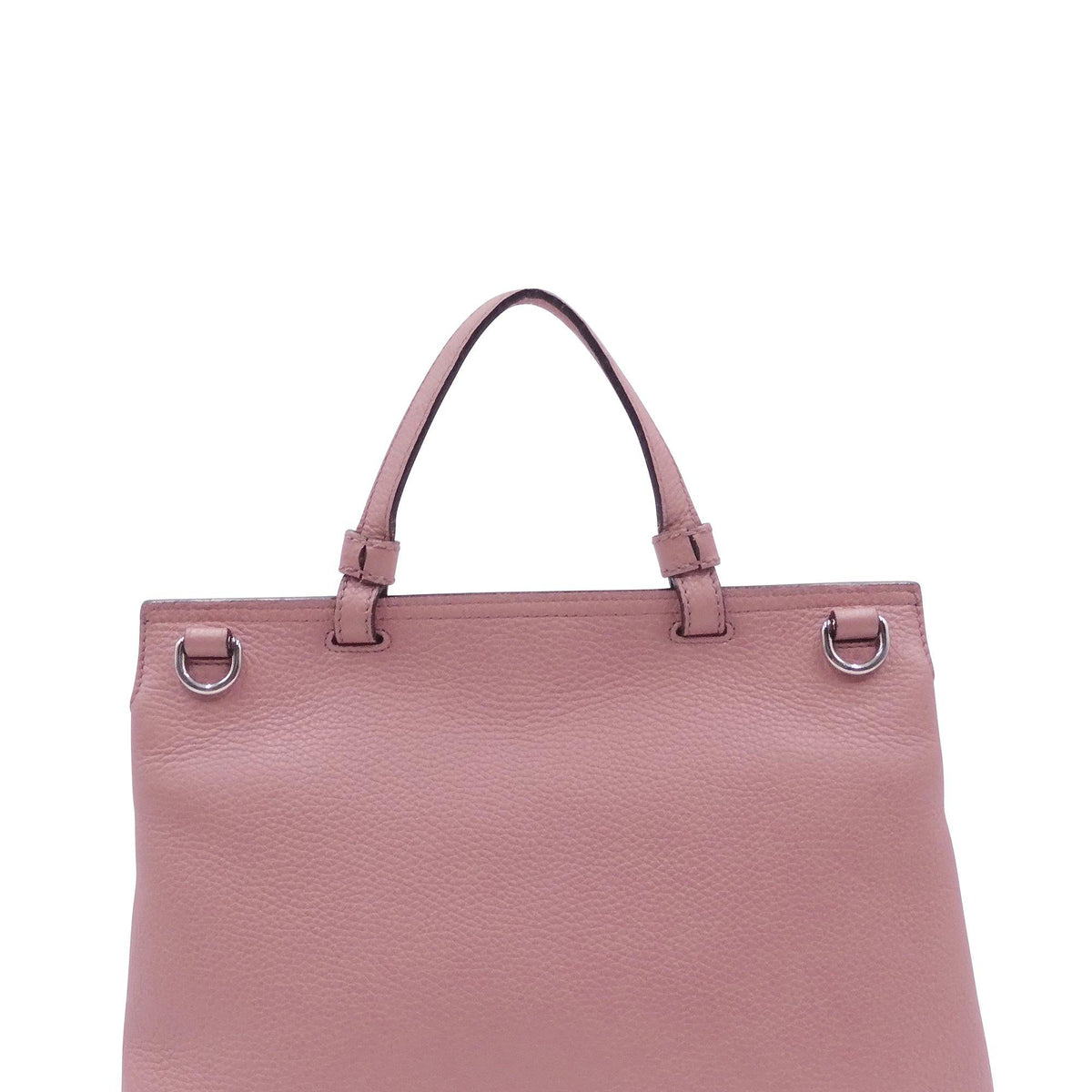 Medium bags lifestyle shot premium designer piece