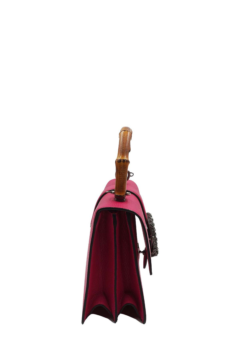 Medium bags lifestyle shot premium designer piece