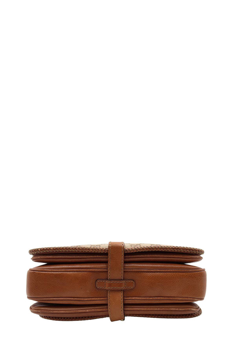 Medium bags lifestyle shot premium designer piece