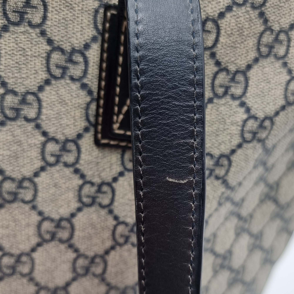Close-up of Medium bags hardware and fine stitching