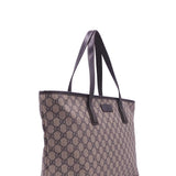 Close-up of Medium bags hardware and fine stitching