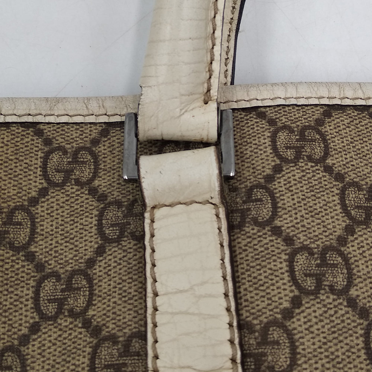 Medium premium bags detail and craftsmanship close-up