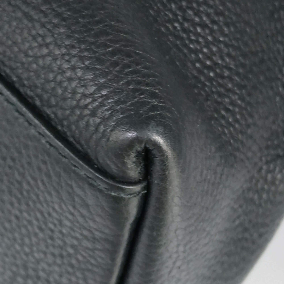 Medium bags side profile designer luxury fashion