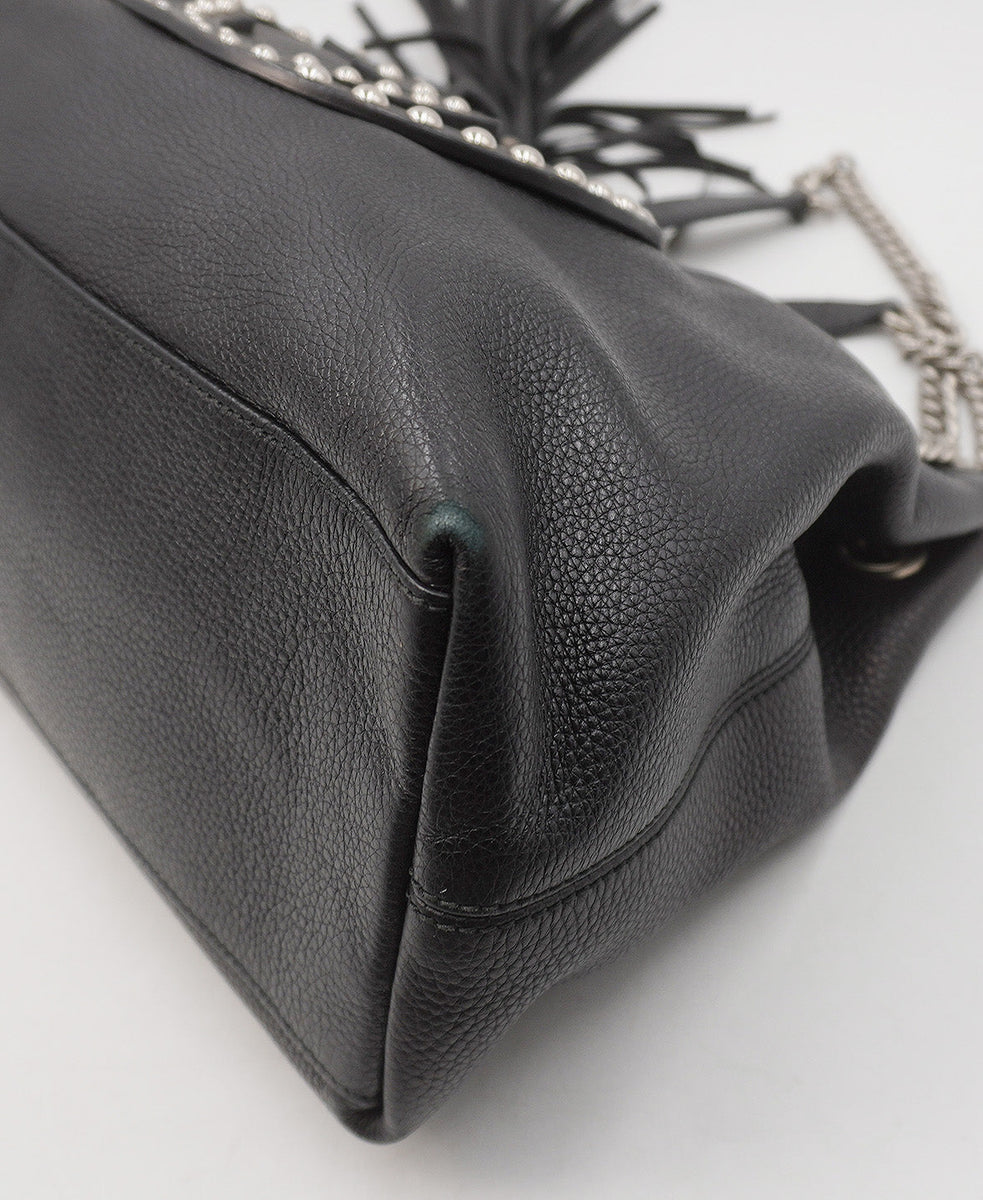 Close-up of Medium bags hardware and fine stitching