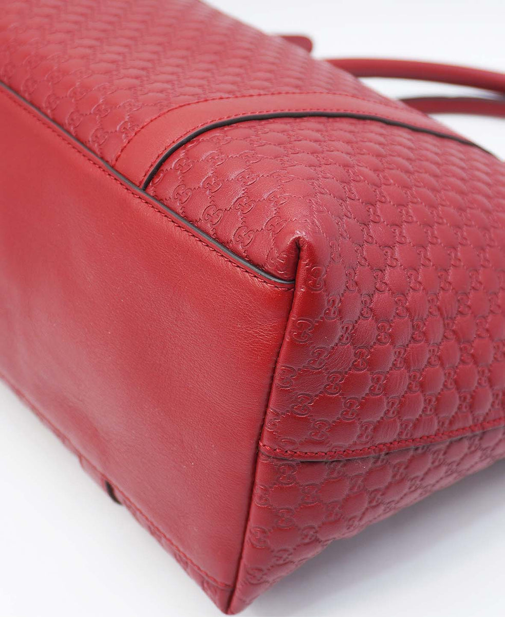 Gucci premium bags detail and craftsmanship close-up