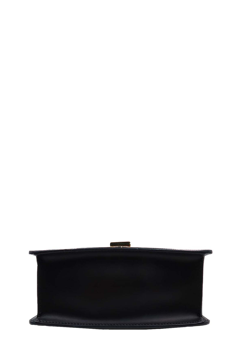Mini premium bags detail and craftsmanship close-up