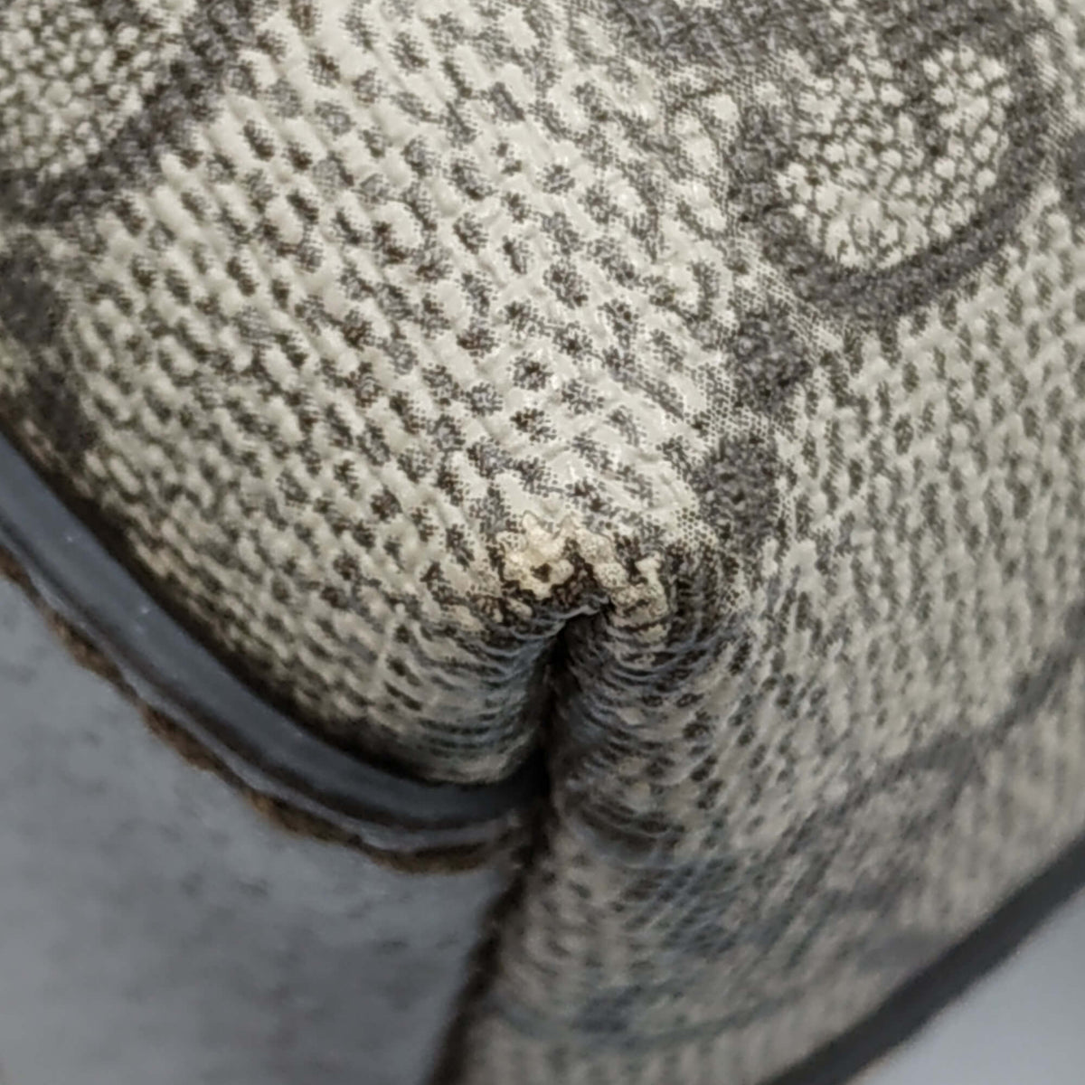 Ophidia premium bags detail and craftsmanship close-up