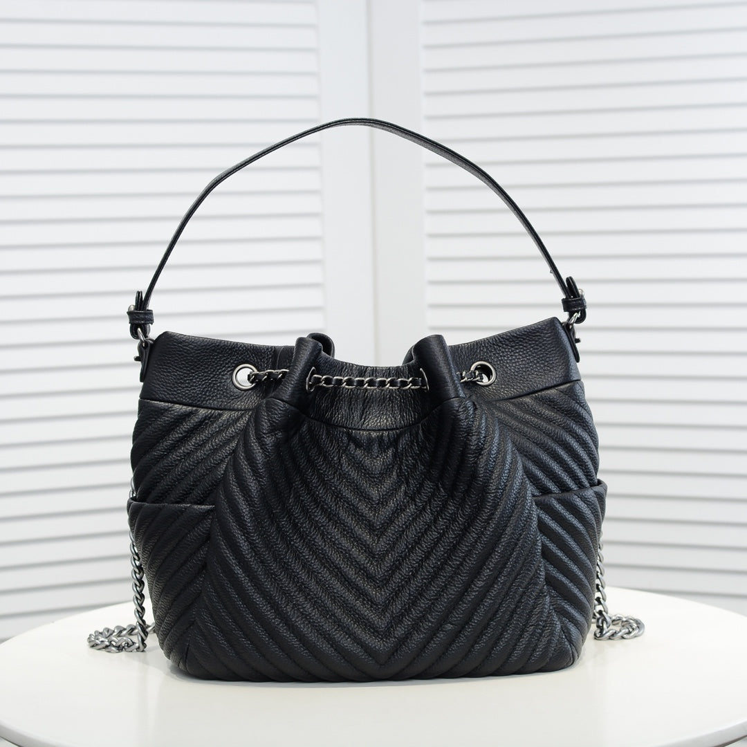 Bags- Elite Carryalls Elegant Everyday Designer Handbag