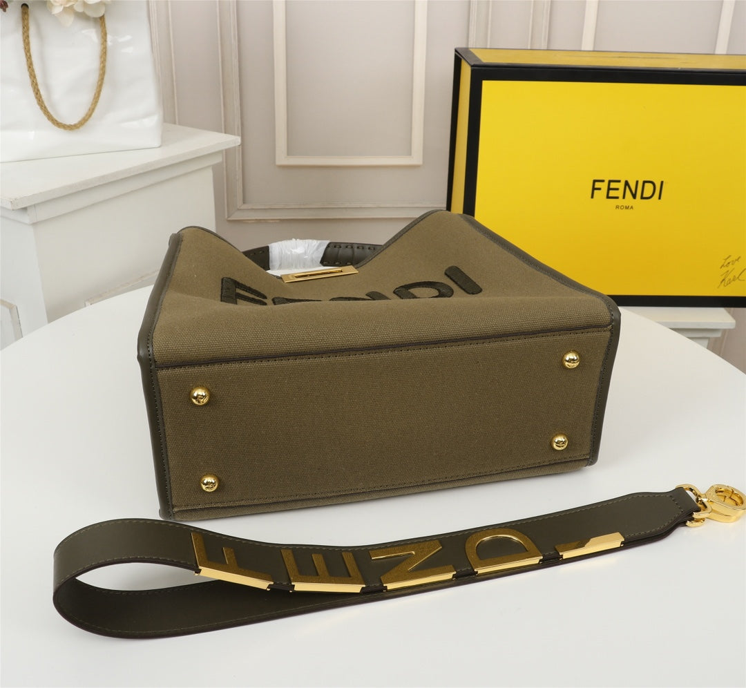 Bags- Elite Carryalls Elegant Everyday Designer Handbag