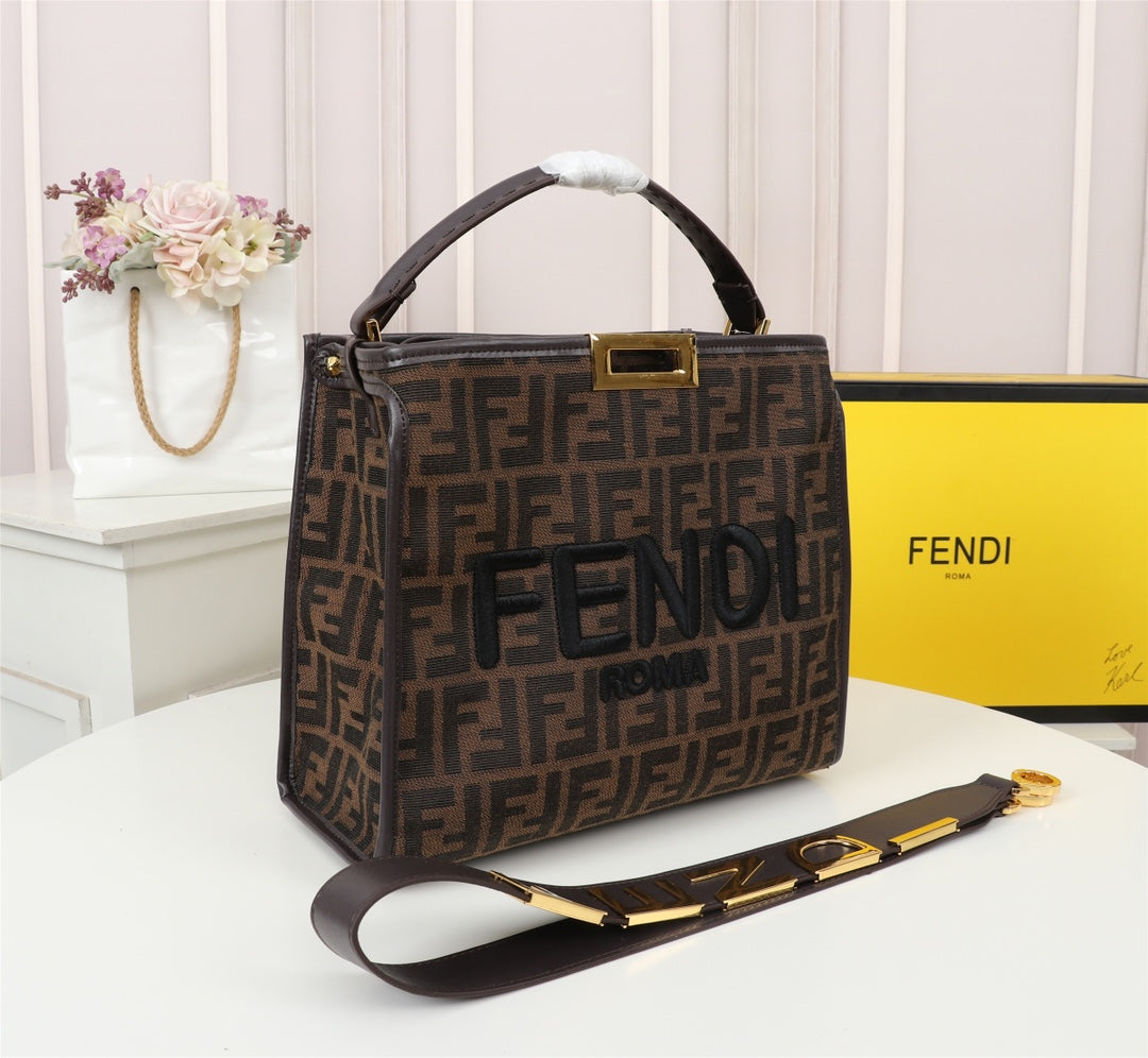 Bags- Elite Carryalls Elegant Everyday Designer Handbag