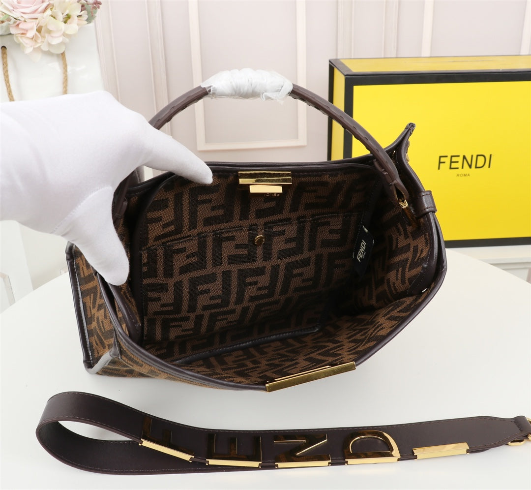 Bags- Elite Carryalls Elegant Everyday Designer Handbag