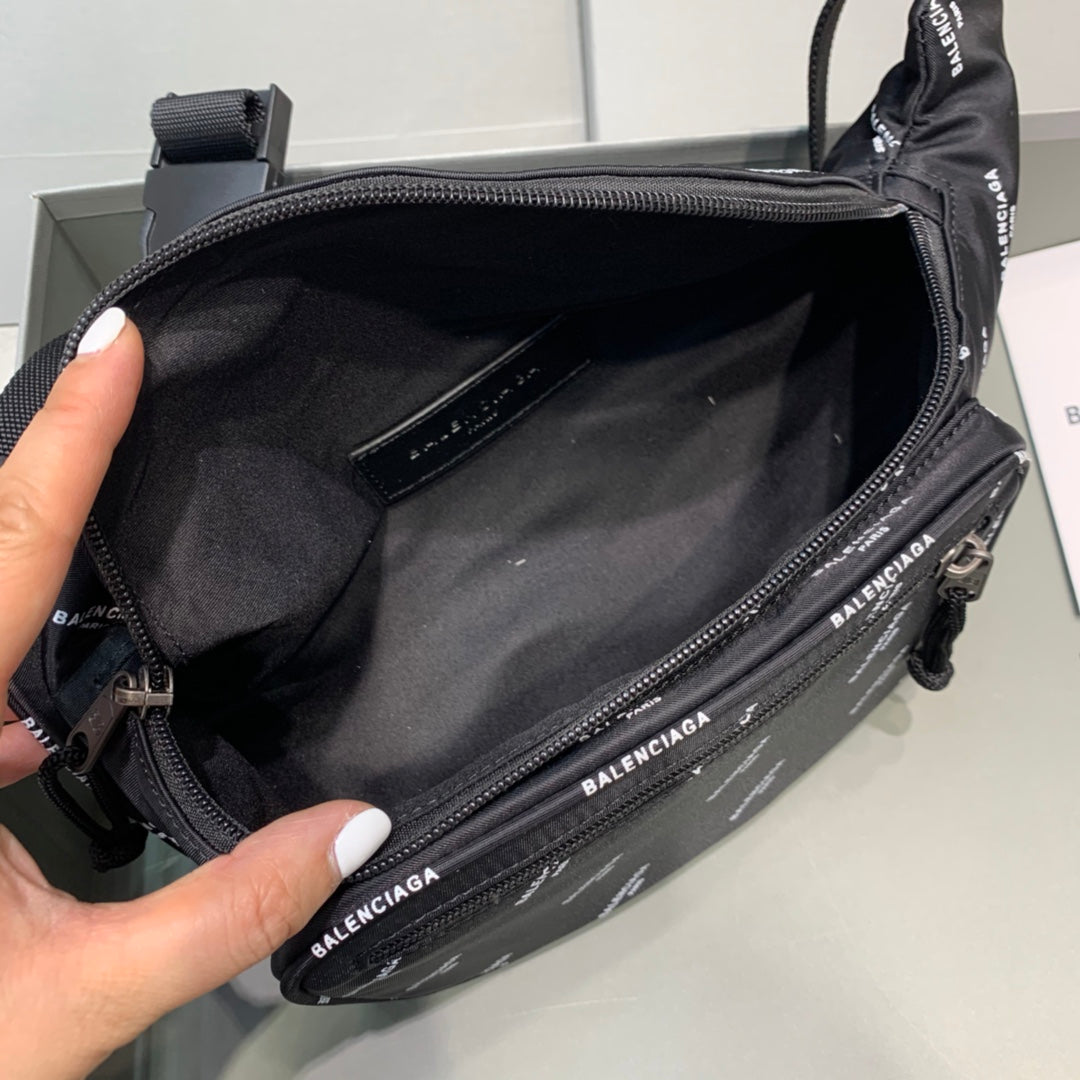 Bags- Elite Carryalls Elegant Everyday Designer Handbag