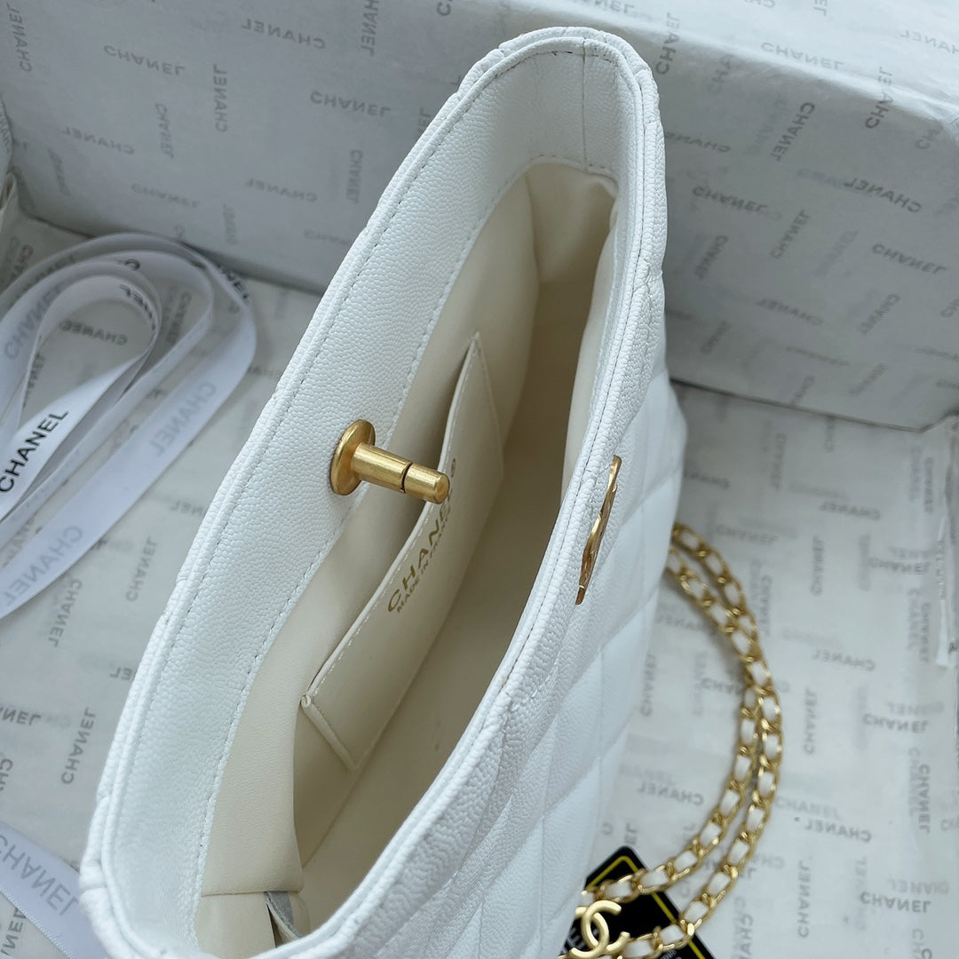 Bags- Elite Carryalls Luxury Designer Leather Handbag