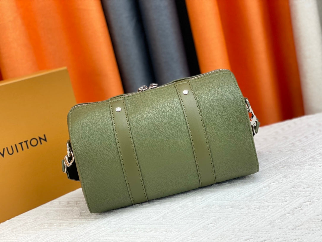 Bags- Elite Carryalls Luxury Designer Leather Handbag