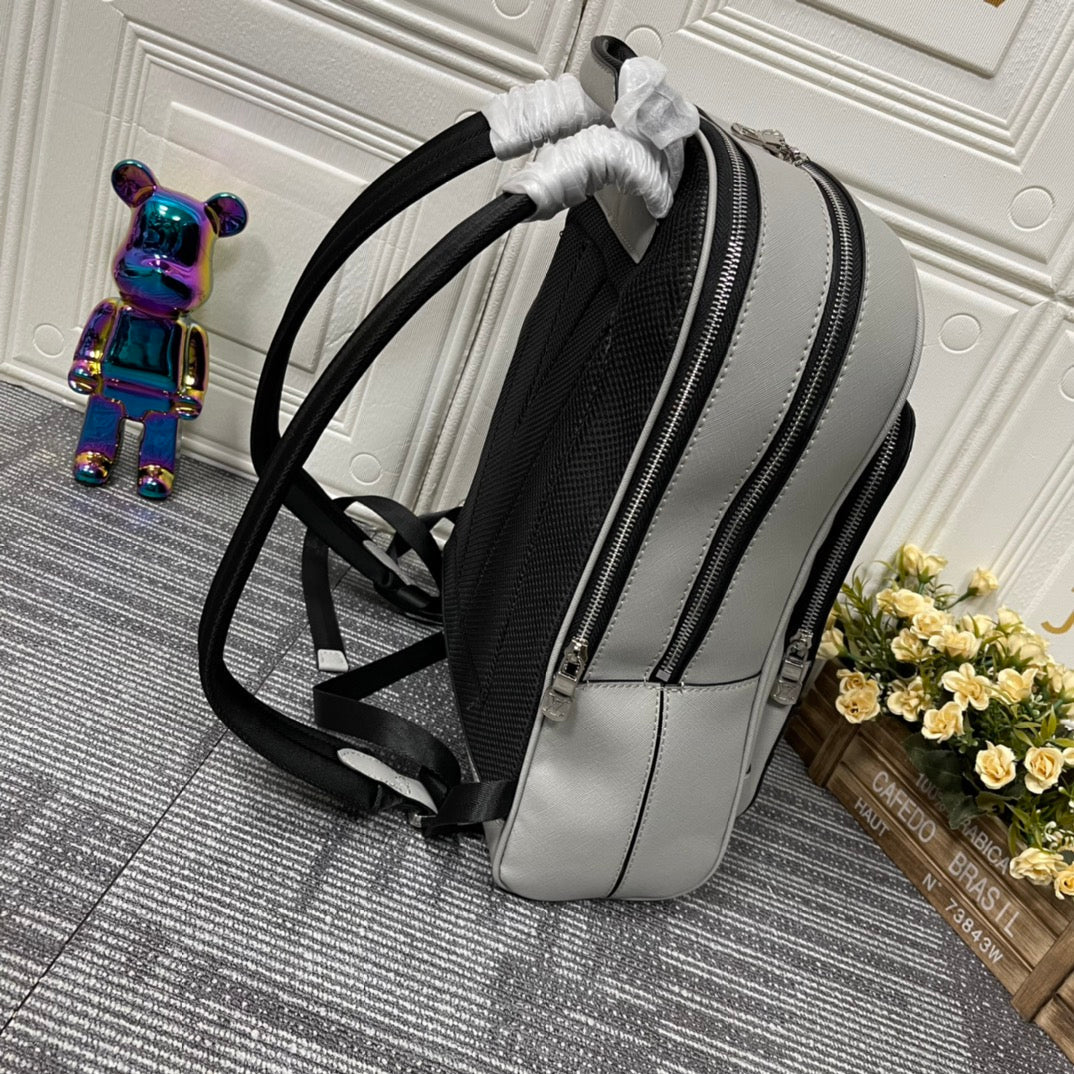 Bags- Elite Carryalls Elegant Everyday Designer Handbag
