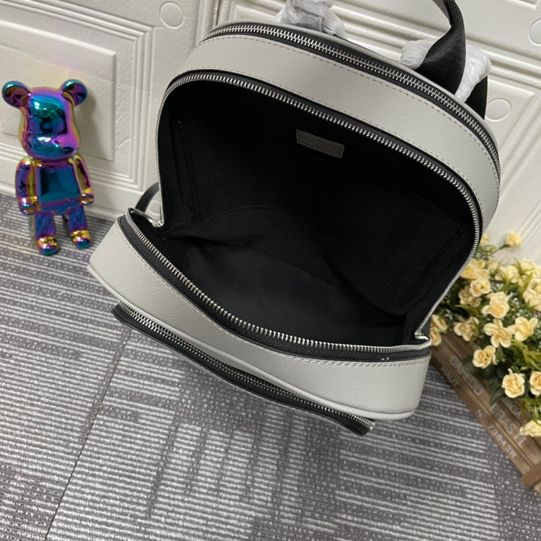 Bags- Elite Carryalls Elegant Everyday Designer Handbag