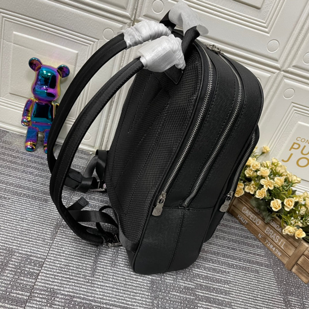 Bags- Elite Carryalls Elegant Everyday Designer Handbag