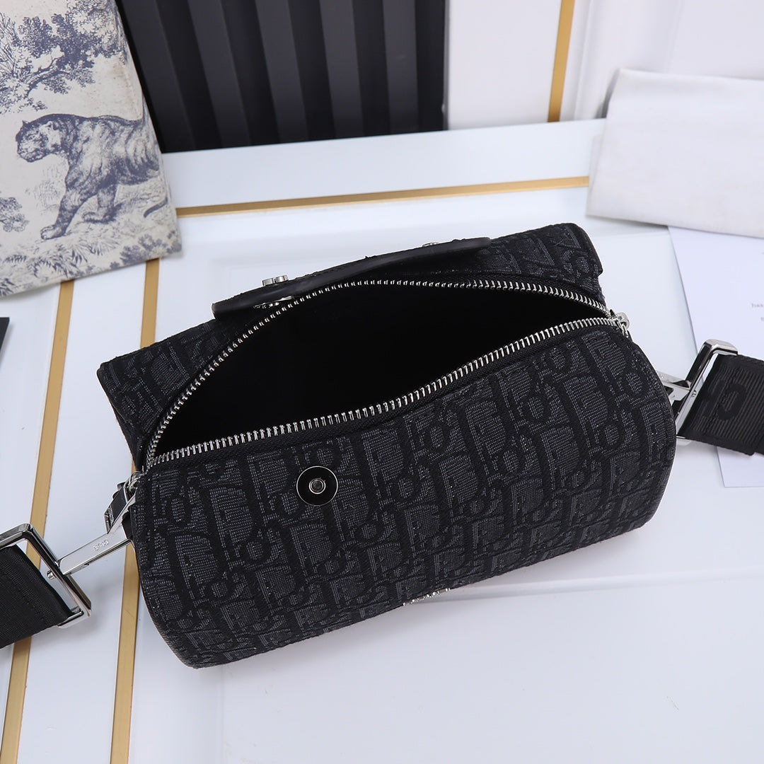Bags- Elite Carryalls Luxury Designer Leather Handbag