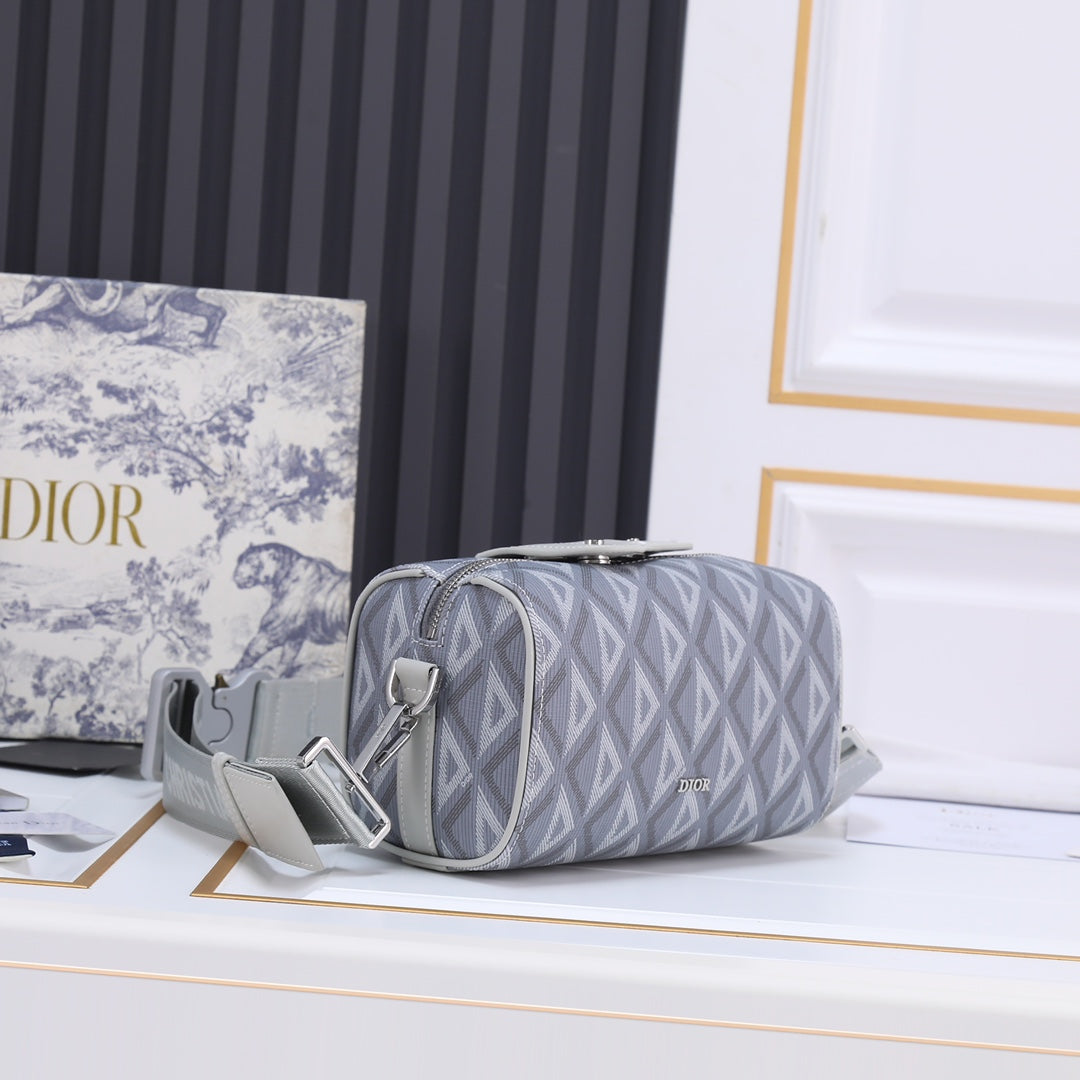 Bags- Elite Carryalls Elegant Everyday Designer Handbag
