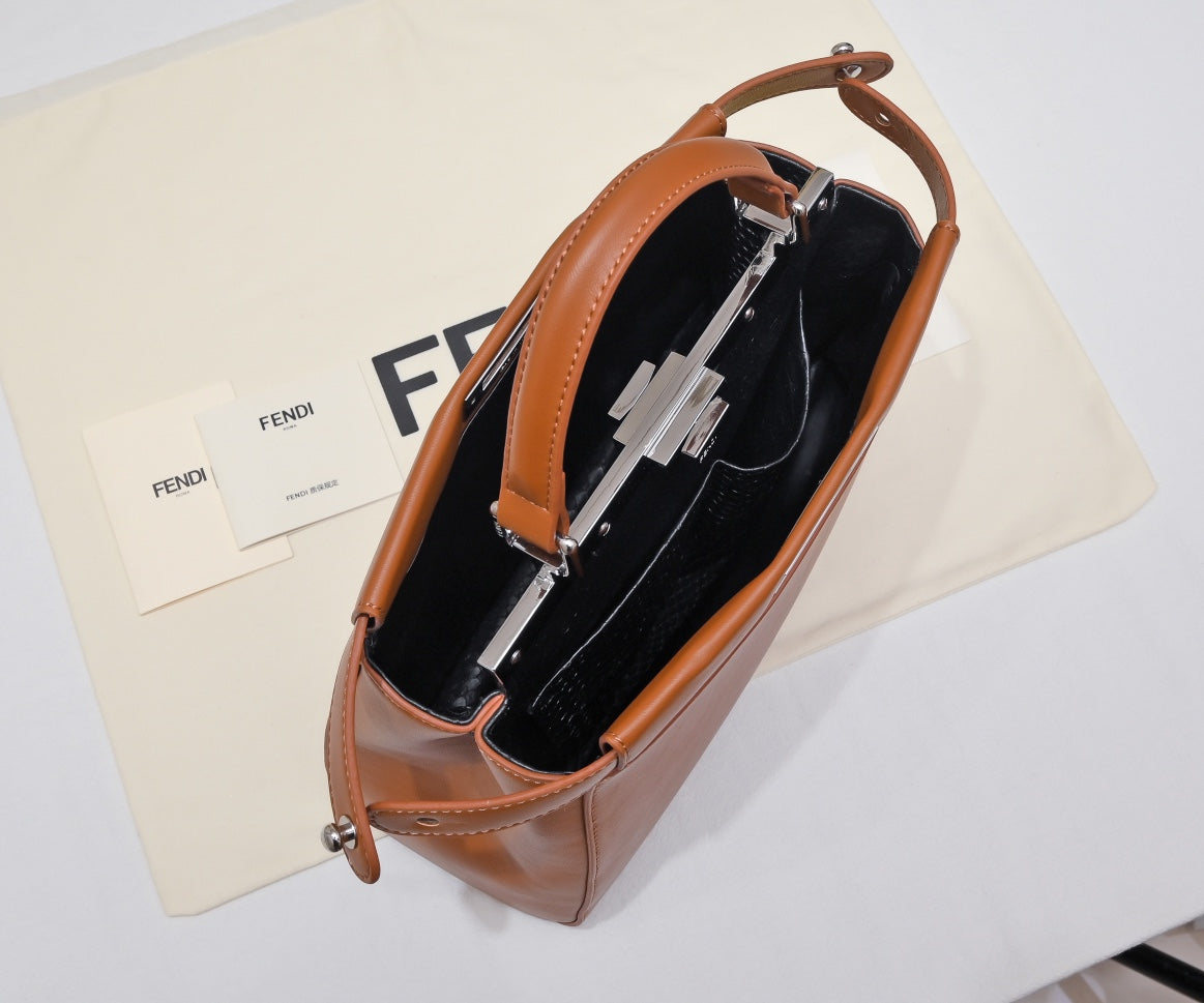 Bags- Elite Carryalls Elegant Everyday Designer Handbag