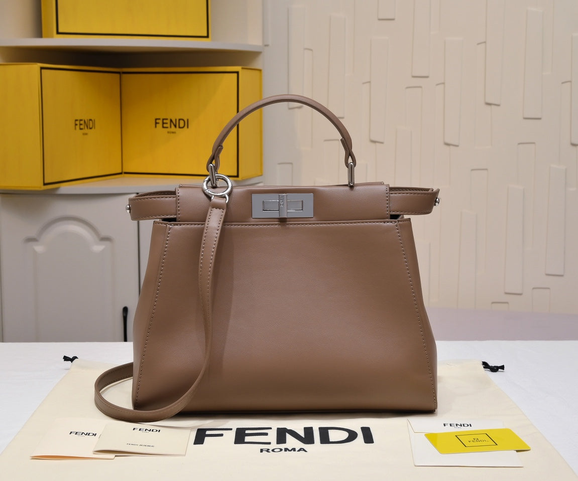 Bags- Elite Carryalls Luxury Designer Leather Handbag