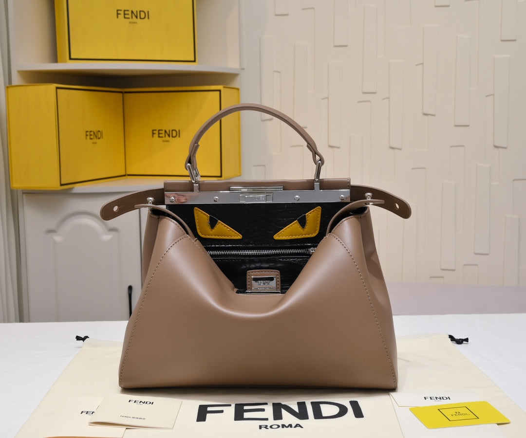 Bags- Elite Carryalls Luxury Designer Leather Handbag