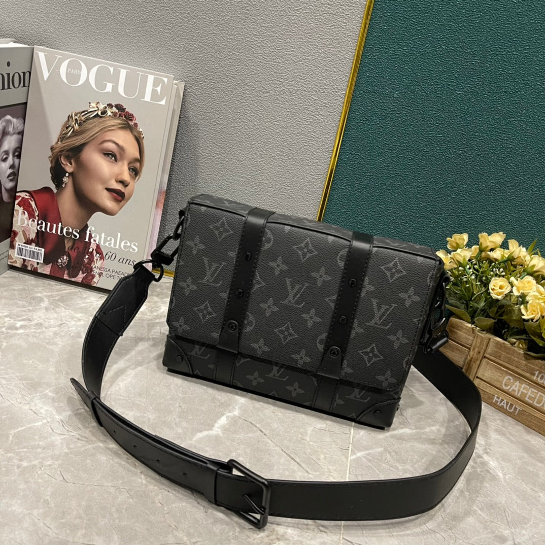 Bags- Elite Carryalls Elegant Everyday Designer Handbag