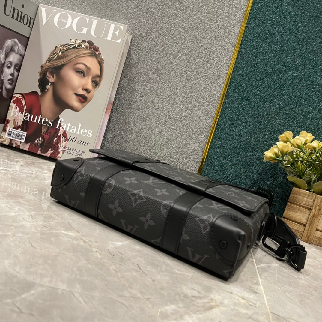 Bags- Elite Carryalls Elegant Everyday Designer Handbag