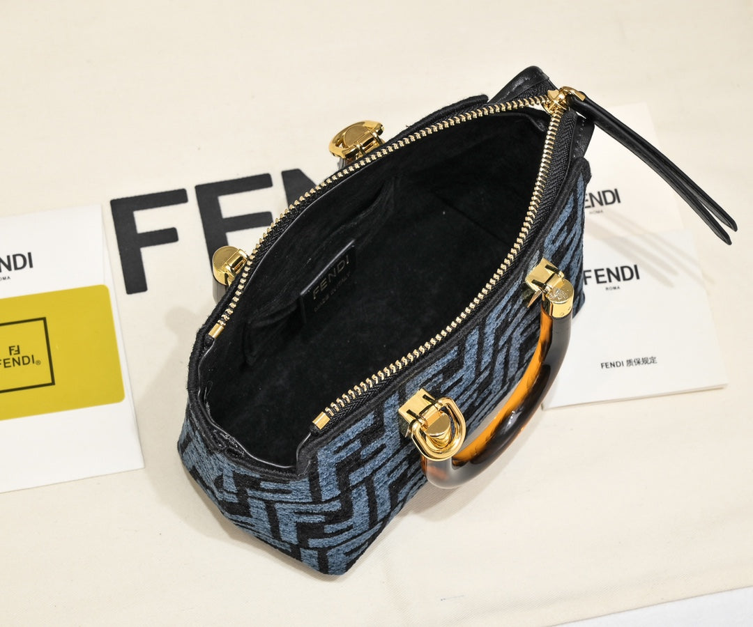 Bags- Elite Carryalls Elegant Everyday Designer Handbag