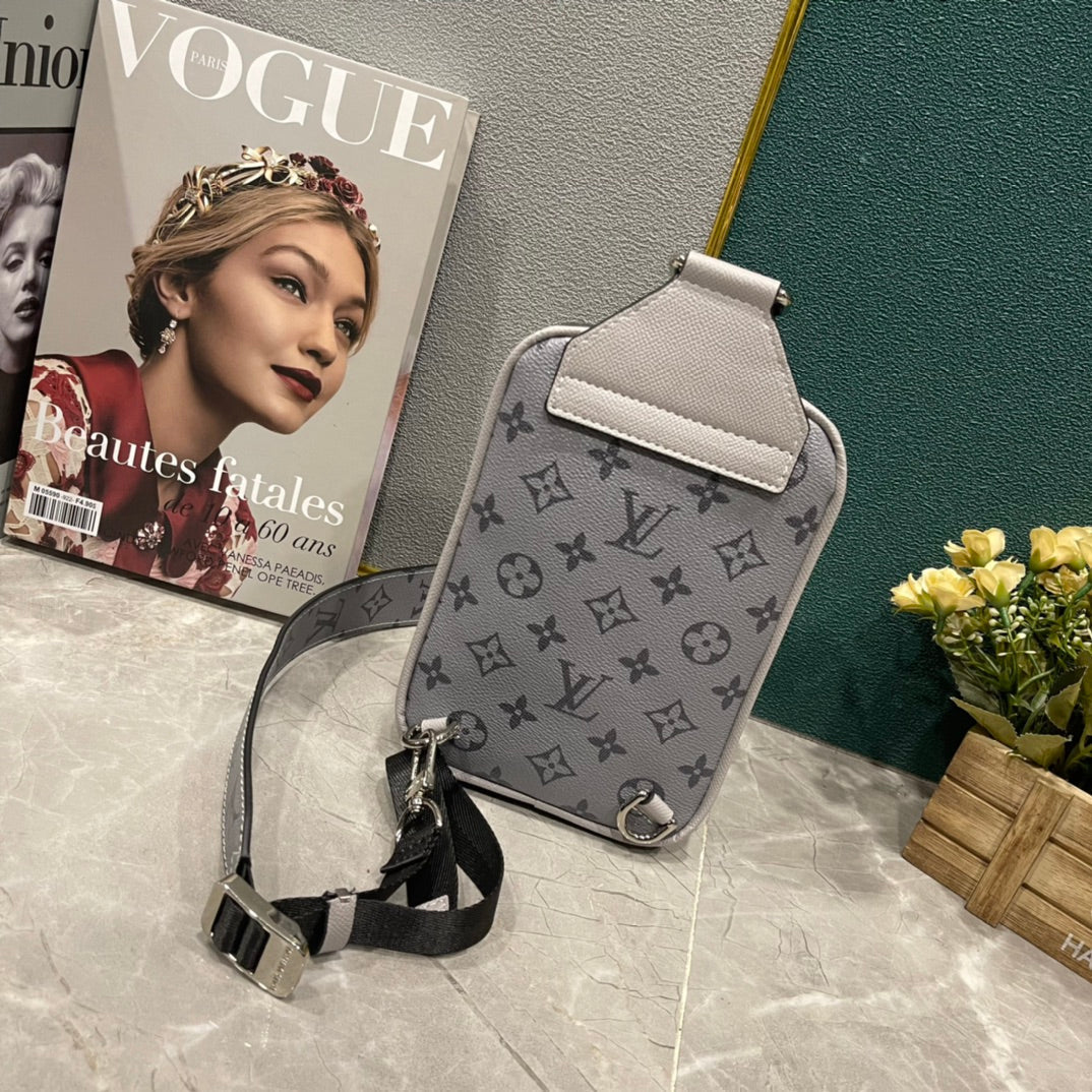 Bags- Elite Carryalls Elegant Everyday Designer Handbag
