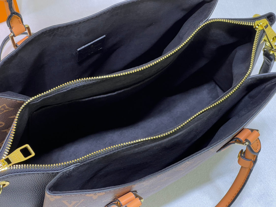 Bags- Elite Carryalls Luxury Designer Leather Handbag