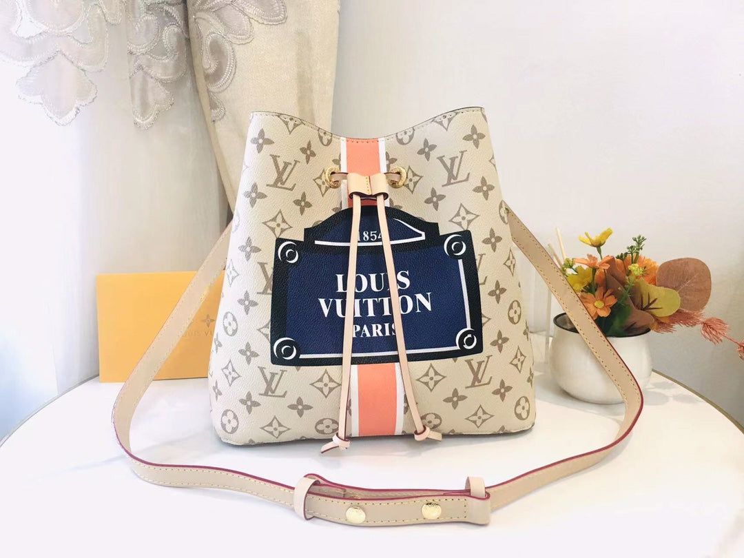 Bags- Elite Carryalls Luxury Designer Leather Handbag