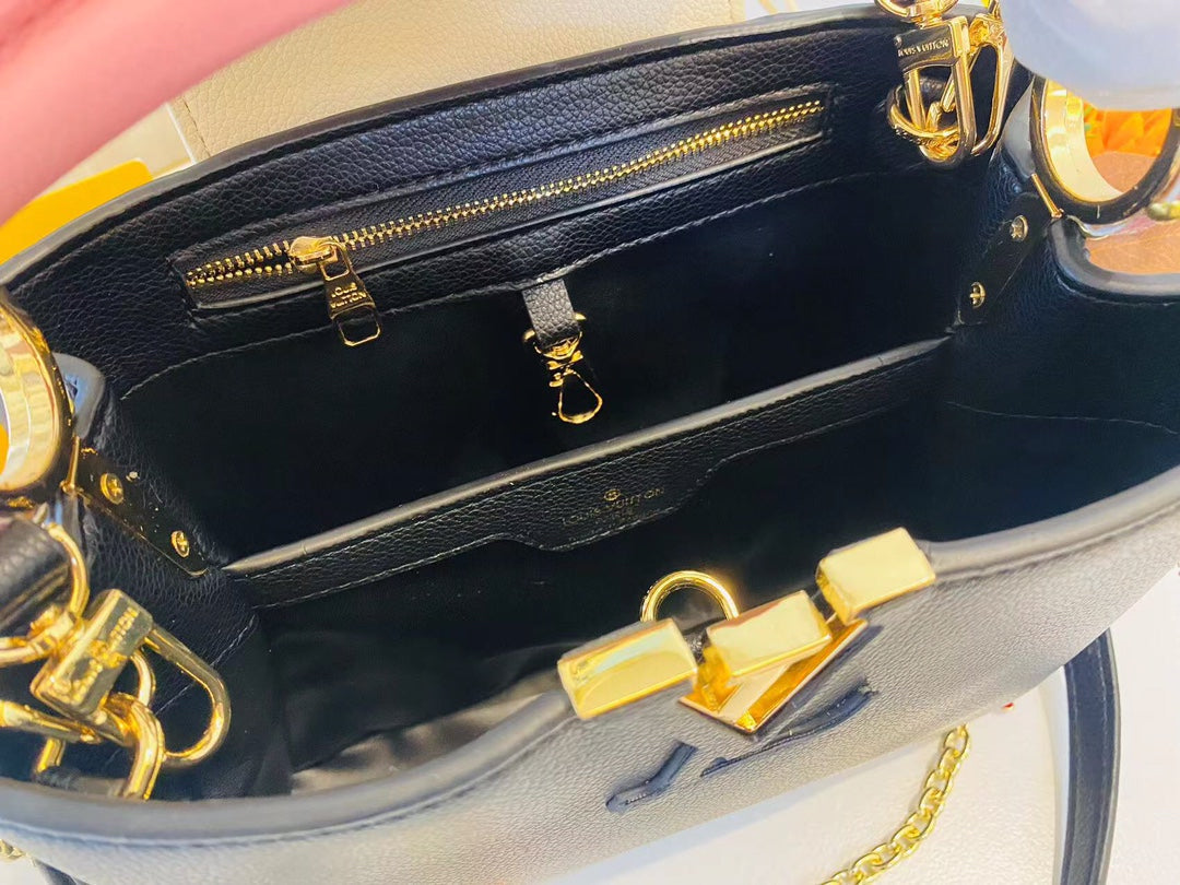 Bags- Elite Carryalls Luxury Designer Leather Handbag