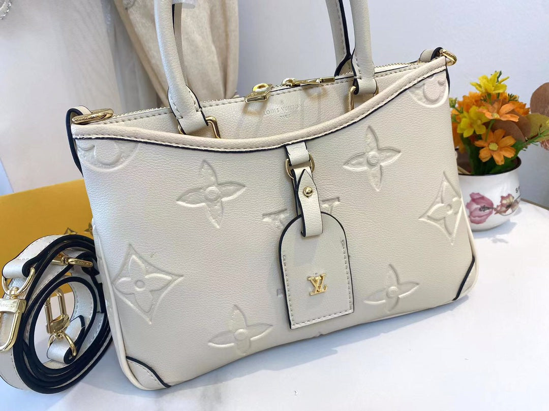 Bags- Elite Carryalls Premium Designer Shoulder Bag