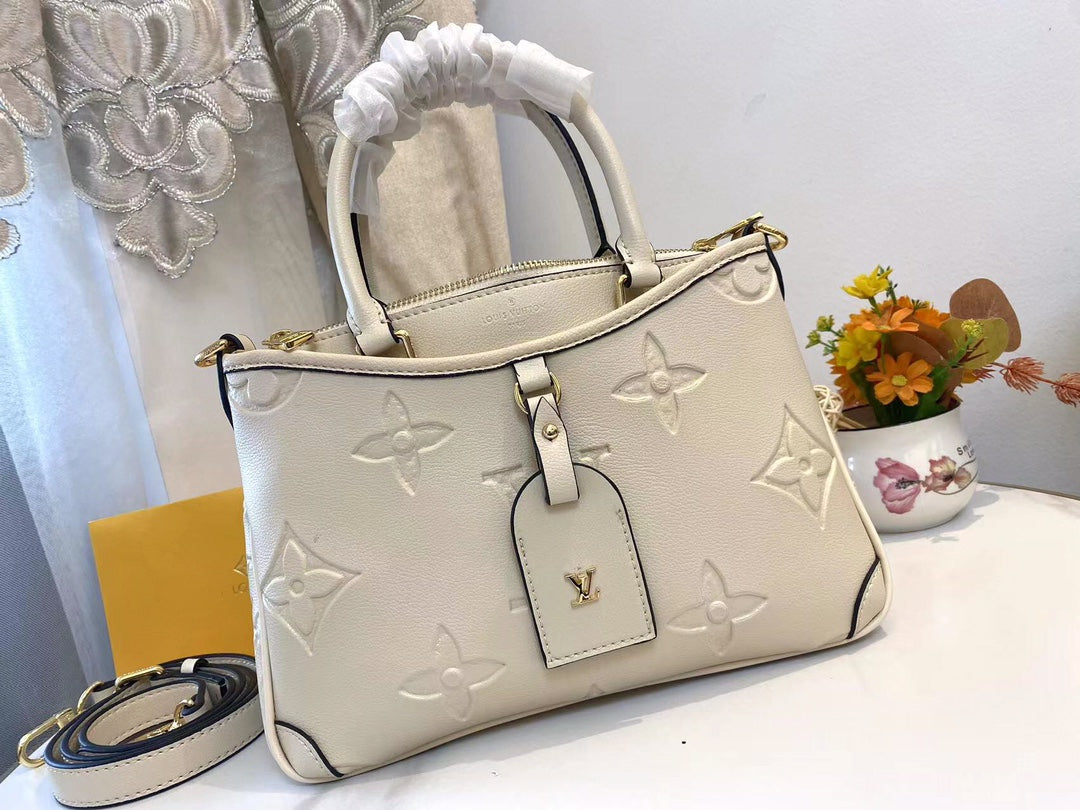 Bags- Elite Carryalls Premium Designer Shoulder Bag