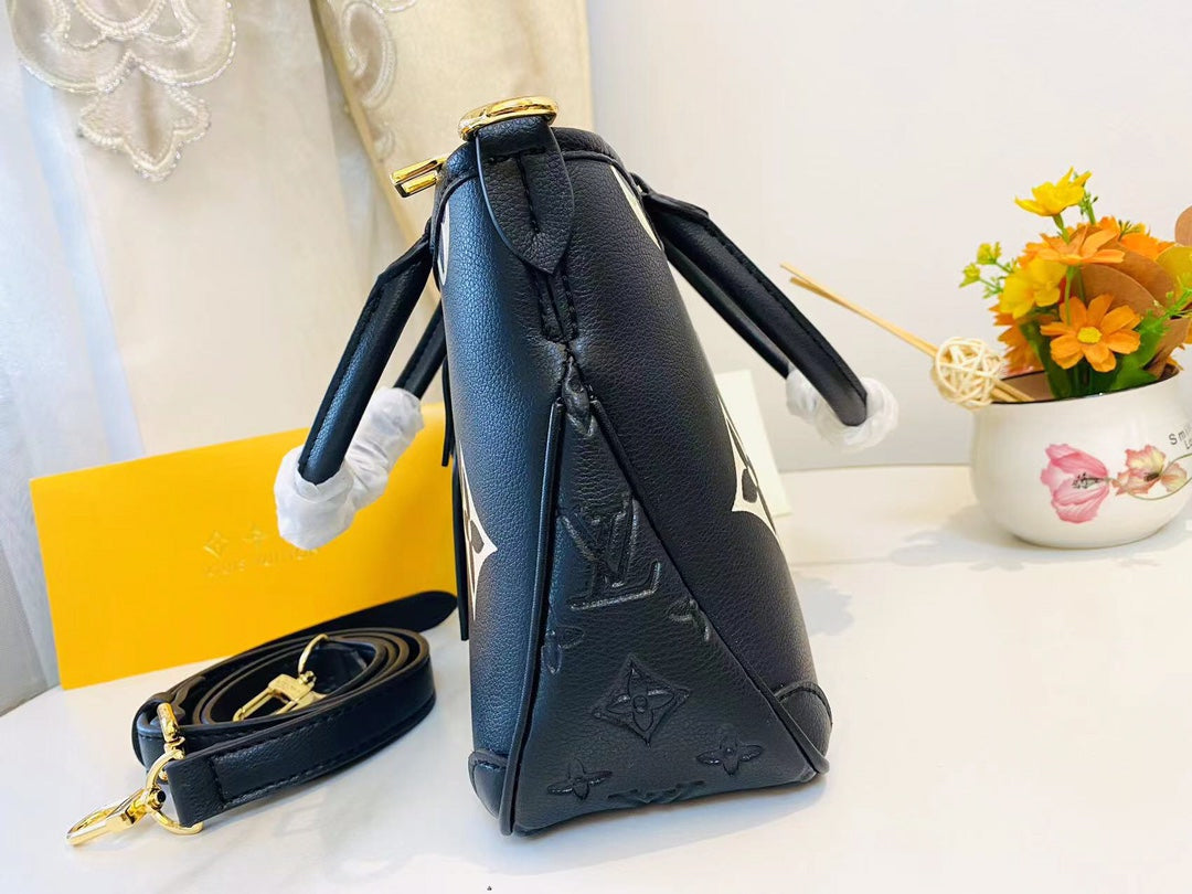 Bags- Elite Carryalls Luxury Designer Leather Handbag