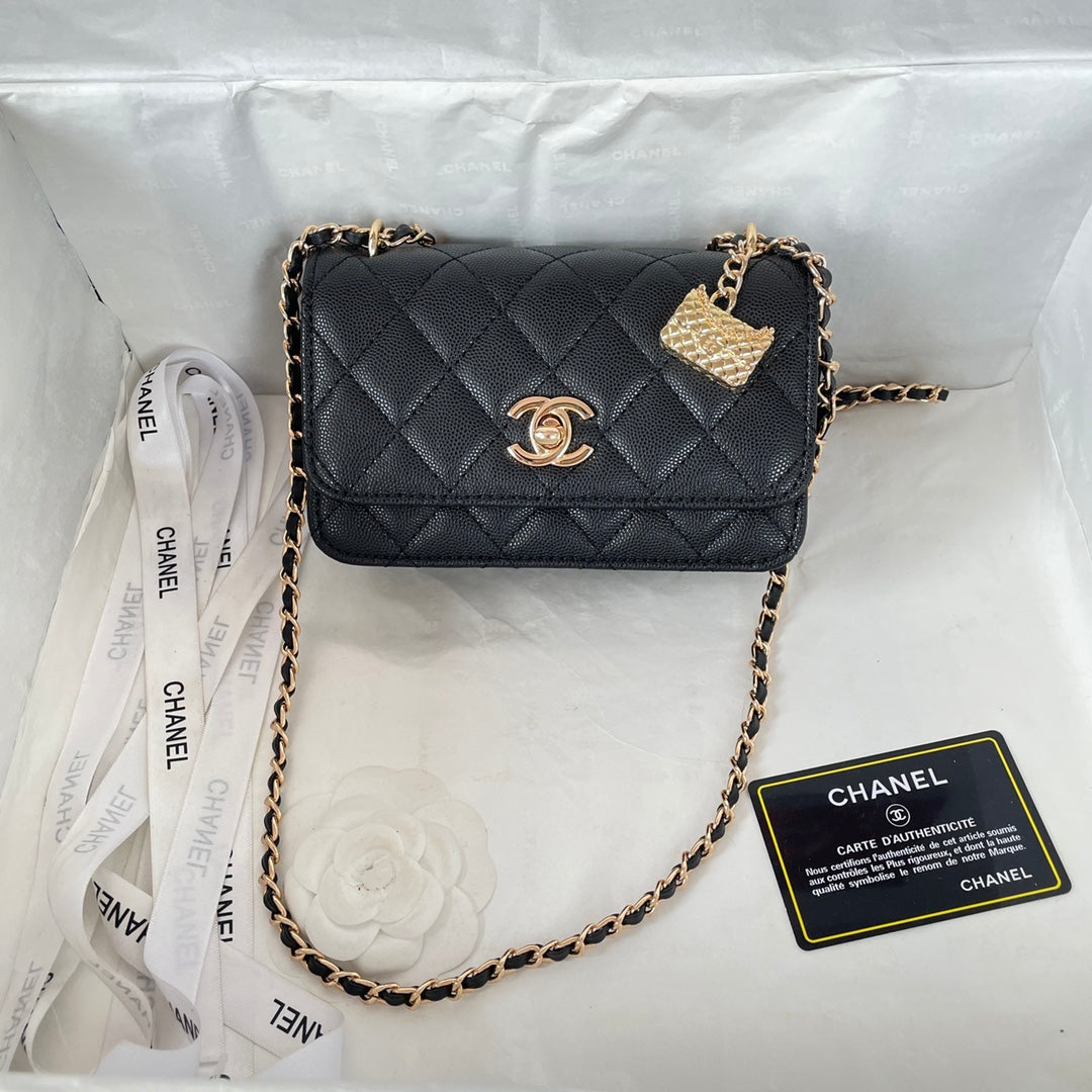Bags- Elite Carryalls Elegant Everyday Designer Handbag