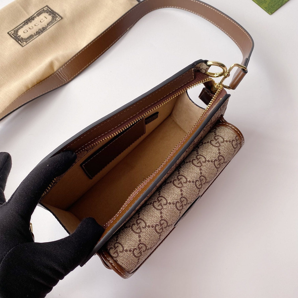 Bags- Elite Carryalls Luxury Designer Leather Handbag