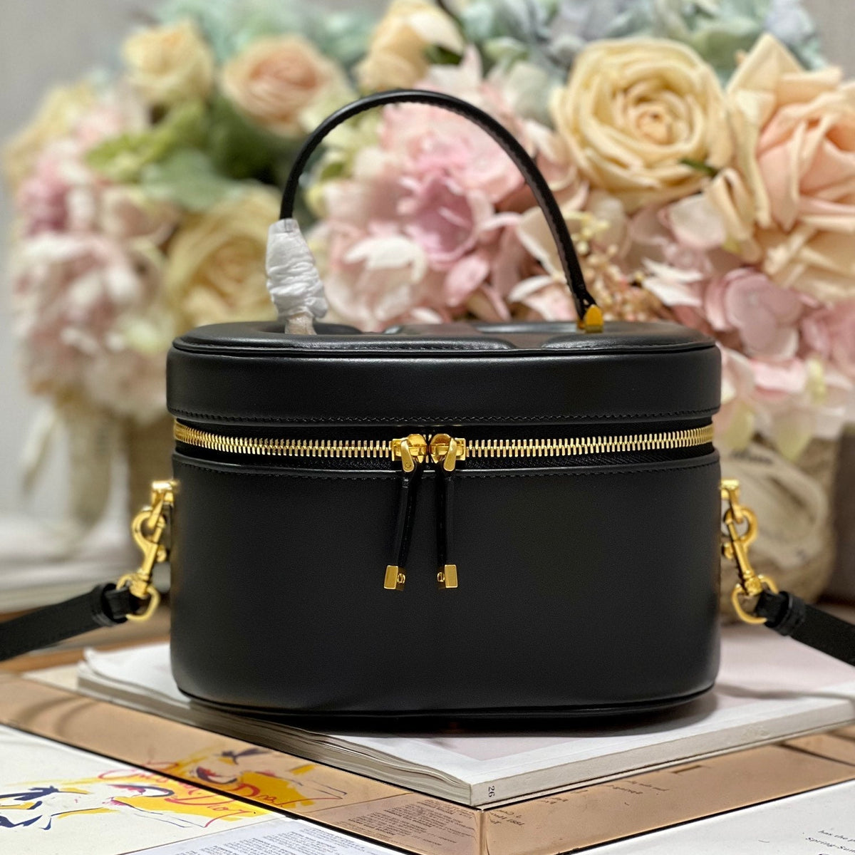 Bags- Elite Carryalls Premium Designer Shoulder Bag