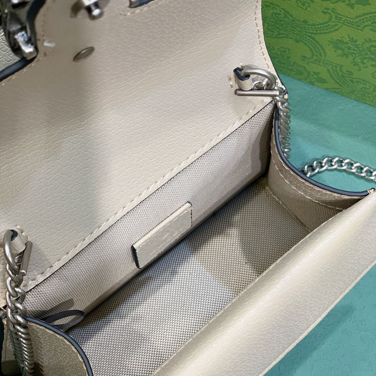 Bags- Elite Carryalls Luxury Designer Leather Handbag