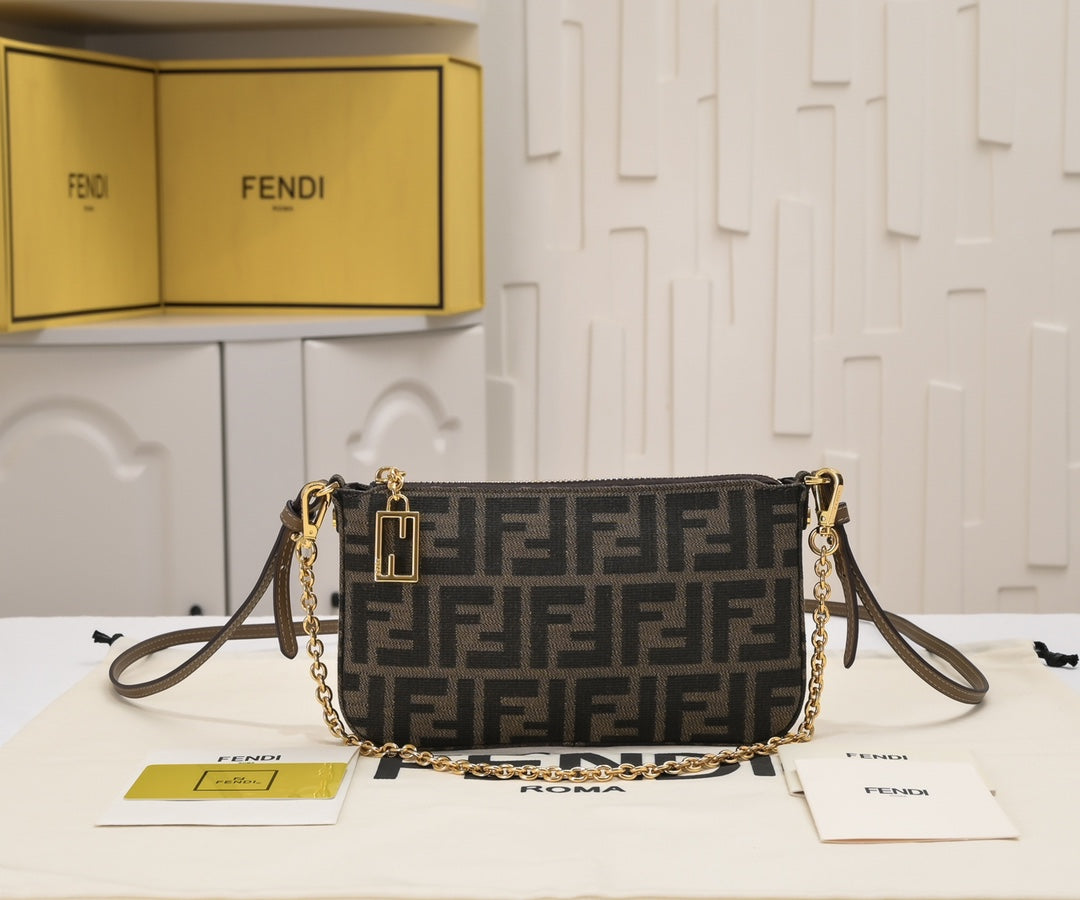 Bags- Elite Carryalls Elegant Everyday Designer Handbag
