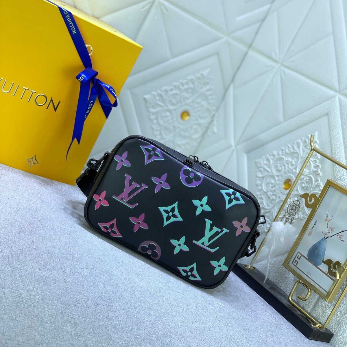 Bags- Elite Carryalls Elegant Everyday Designer Handbag