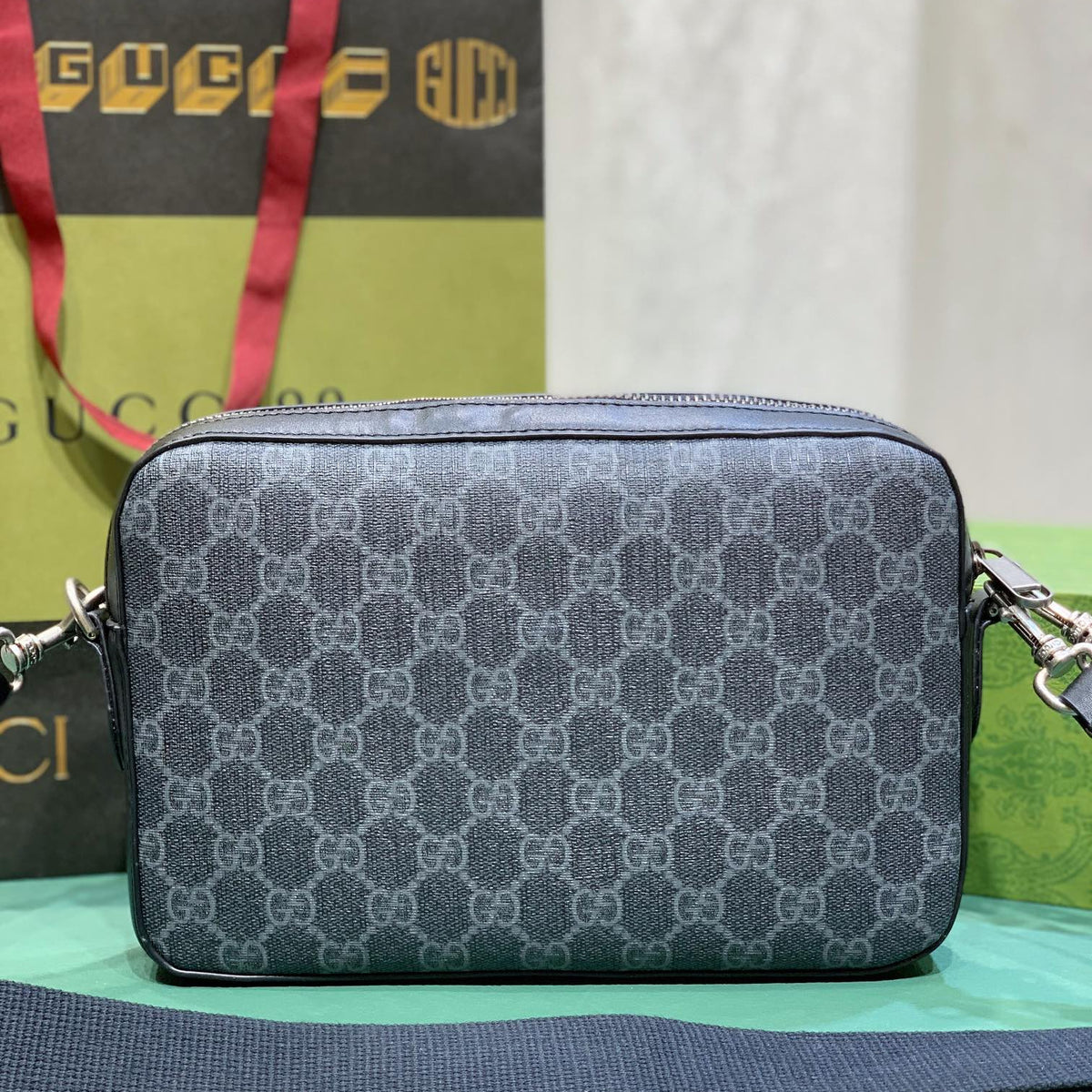 Bags- Elite Carryalls Luxury Designer Leather Handbag
