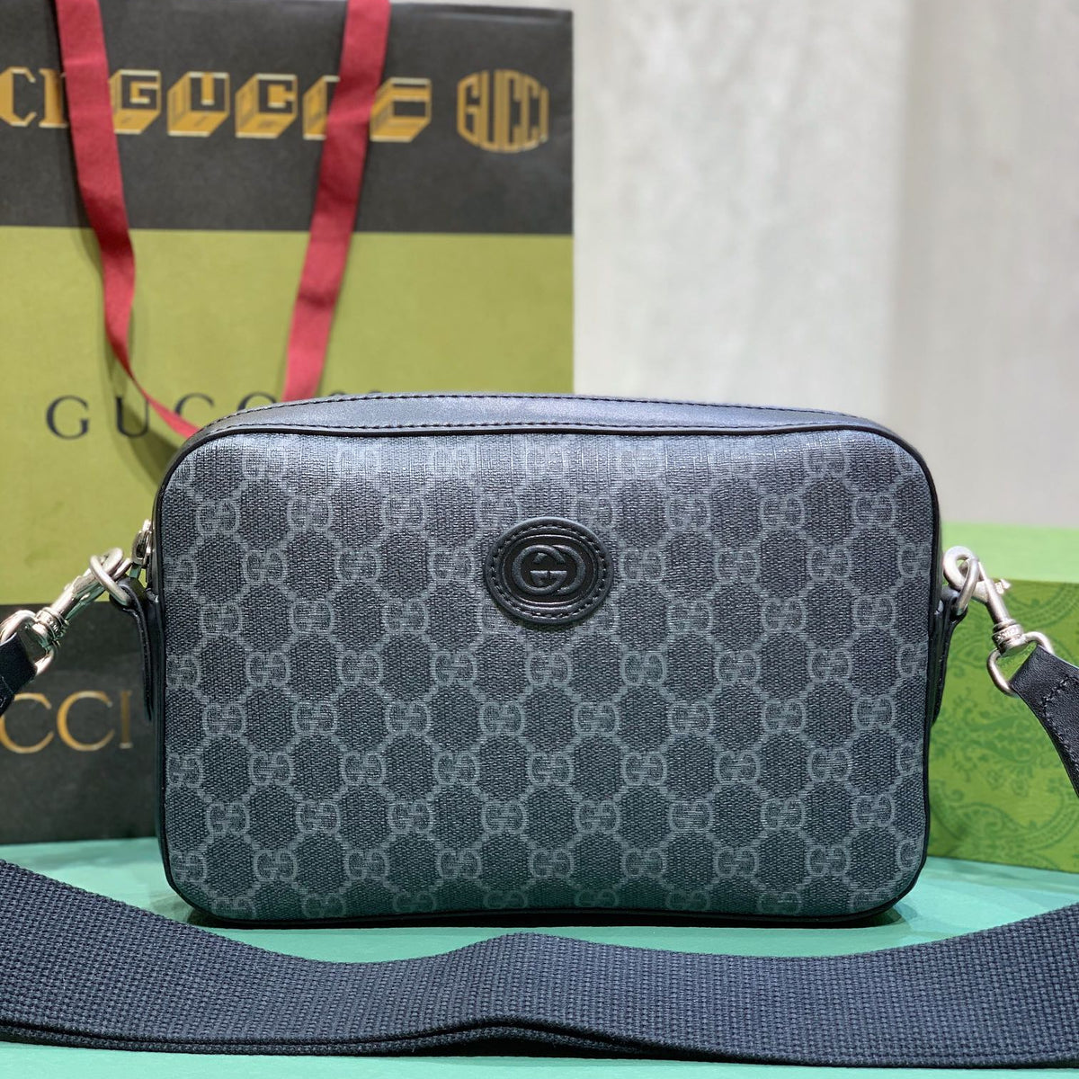 Bags- Elite Carryalls Luxury Designer Leather Handbag