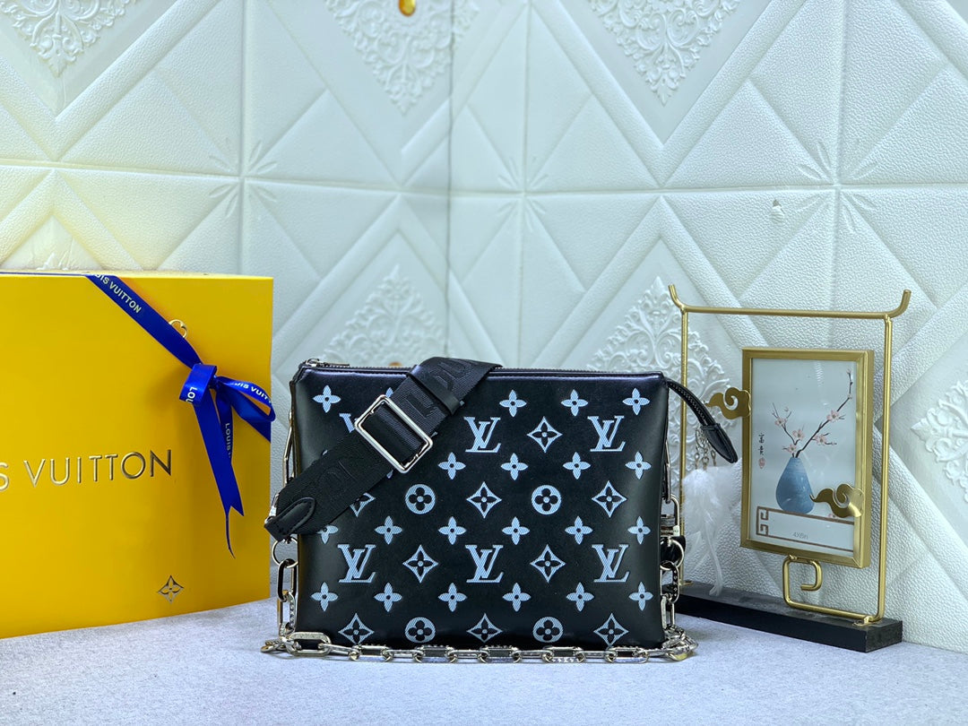 Bags- Elite Carryalls Elegant Everyday Designer Handbag