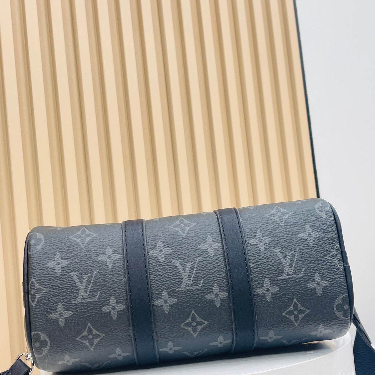 Bags- Elite Carryalls Elegant Everyday Designer Handbag