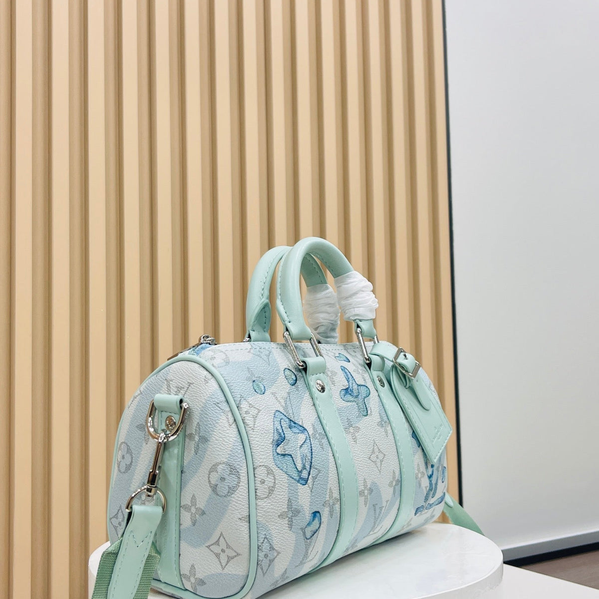 Bags- Elite Carryalls Premium Designer Shoulder Bag